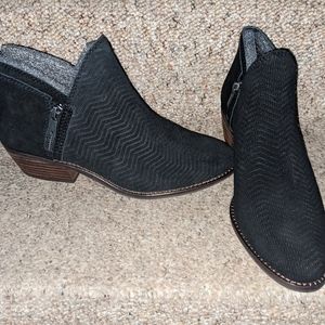 Lucky Brand Botties Size 8.5